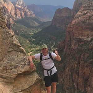 Meet your Posher, Christian